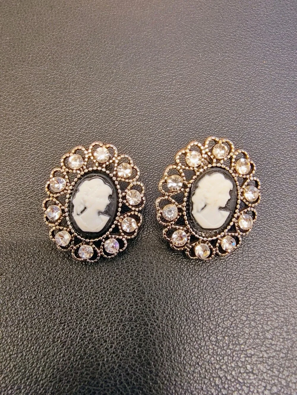 Vintage-Inspired Black & White Cameo Crystal Stud Earrings